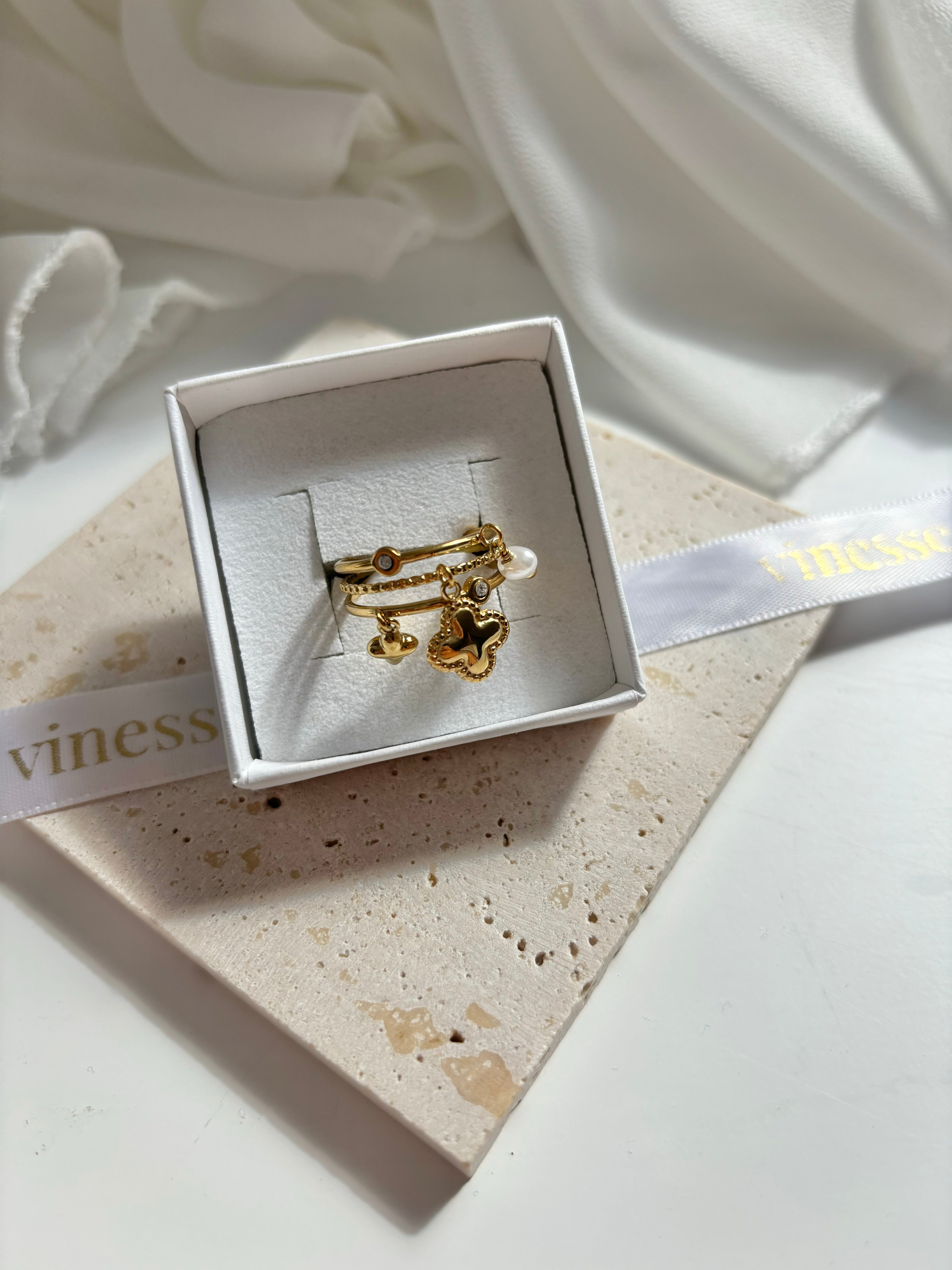 Ring Cross