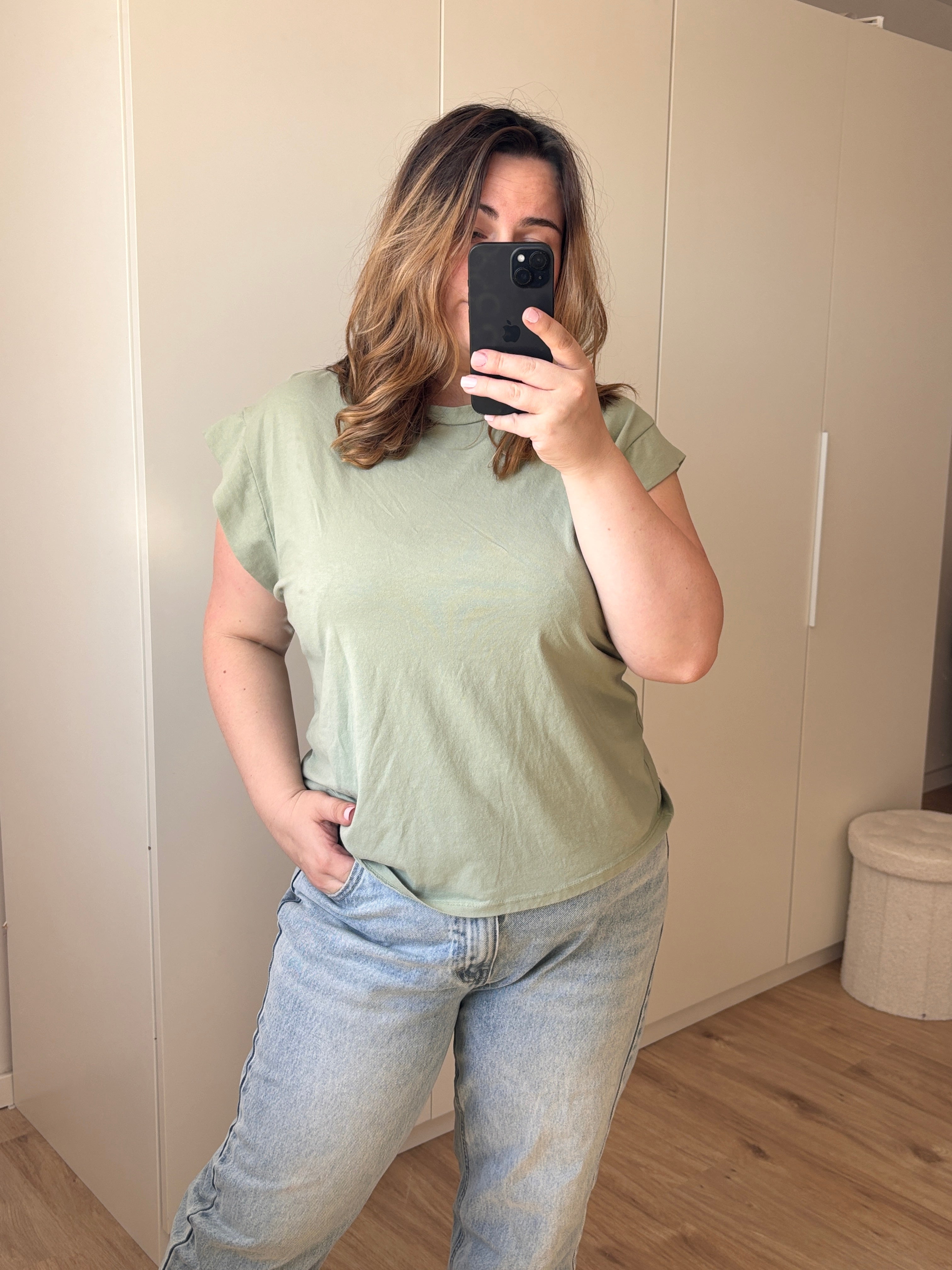 Basic T-Shirt mit flatter Ärmeln- versch. Farben