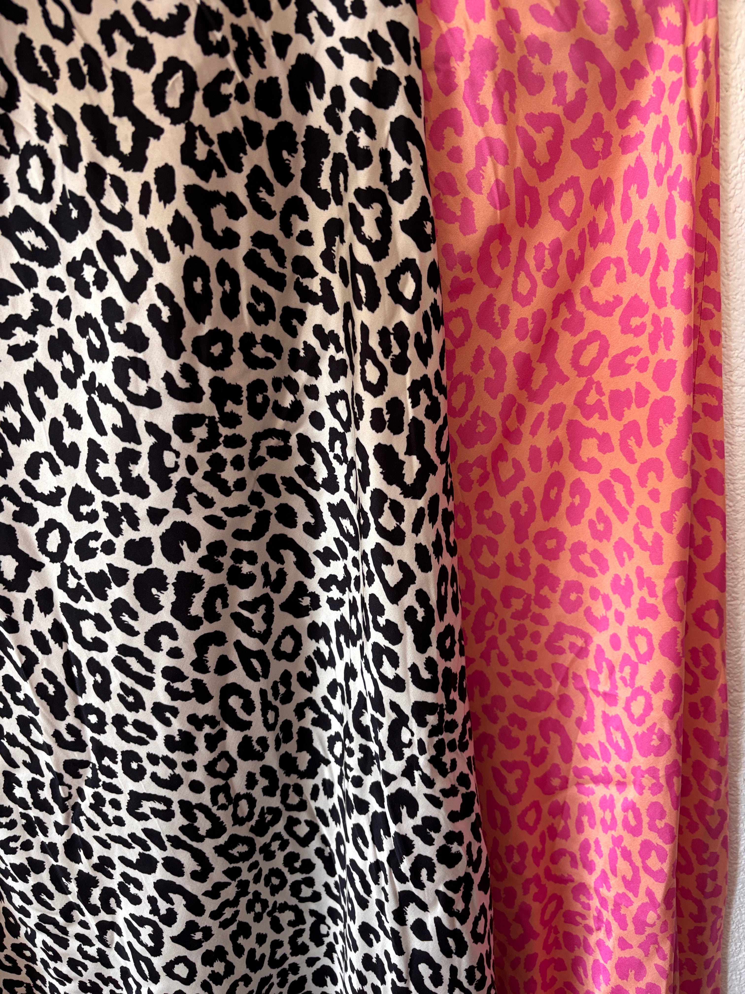 Satinrock Leo Midi versch. Farben