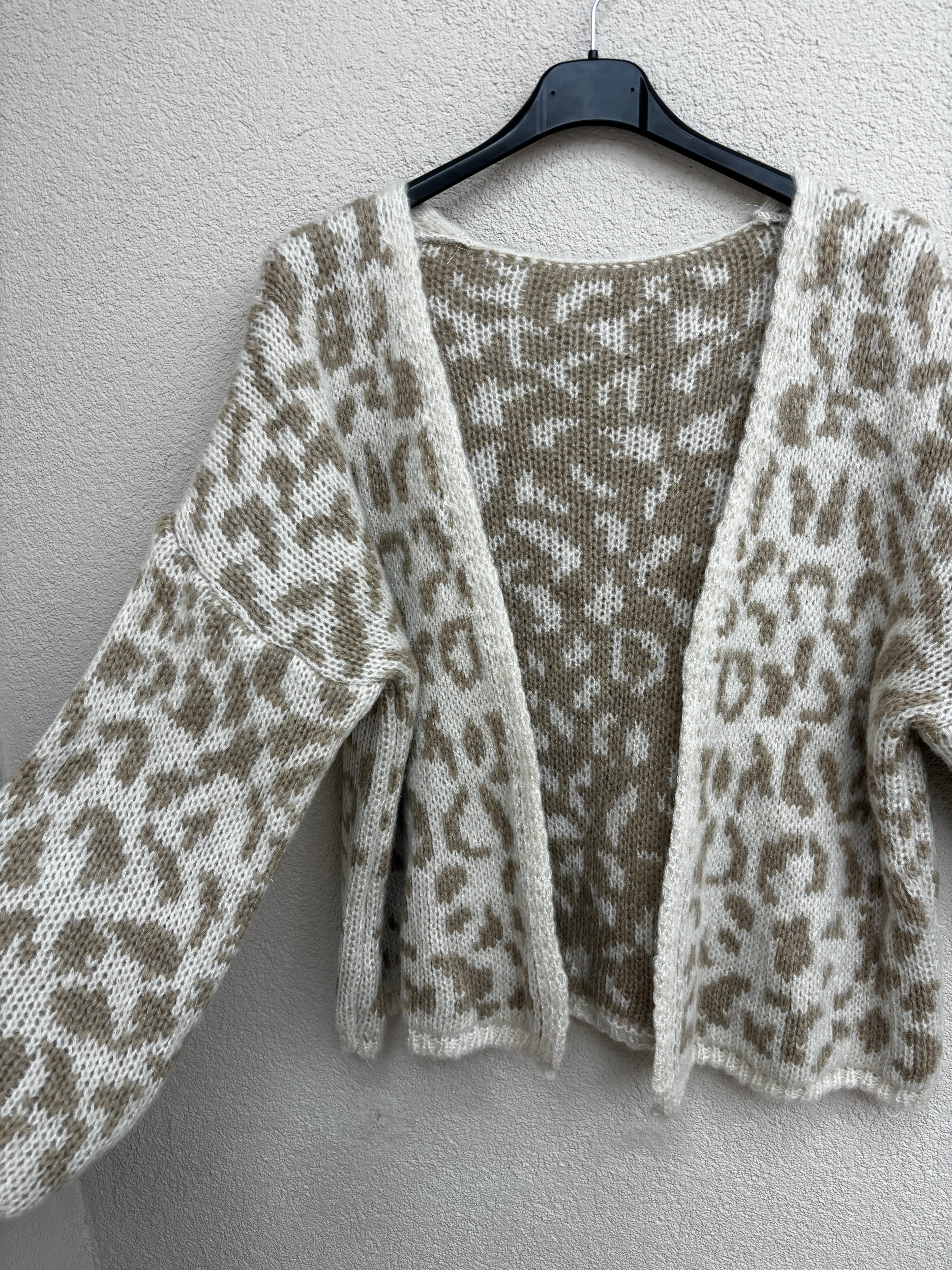 Strickjacke Leo