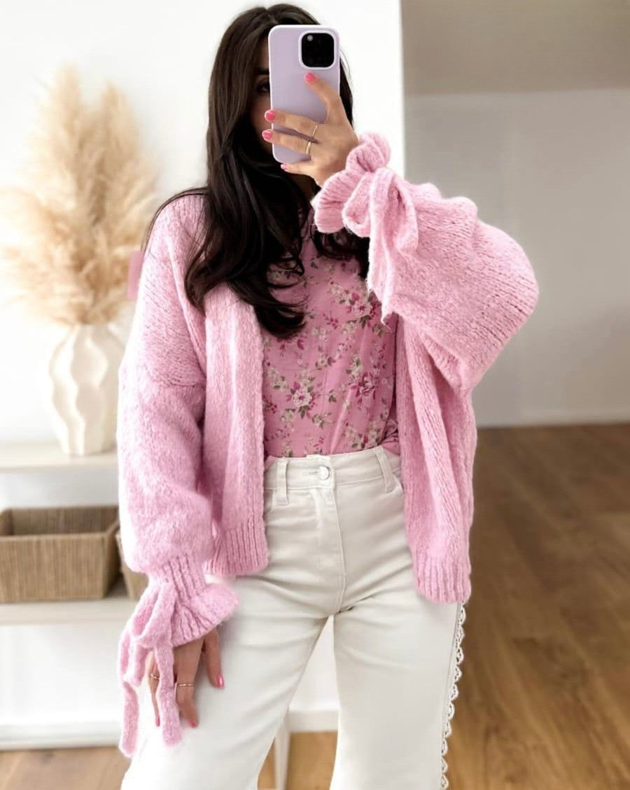 Strickjacke mit Rüschenärmel