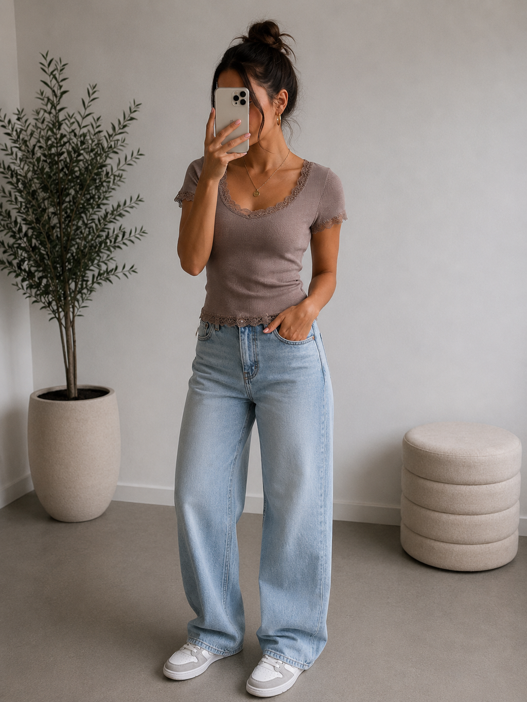 Getipptes Basic Shirt mit Spitze