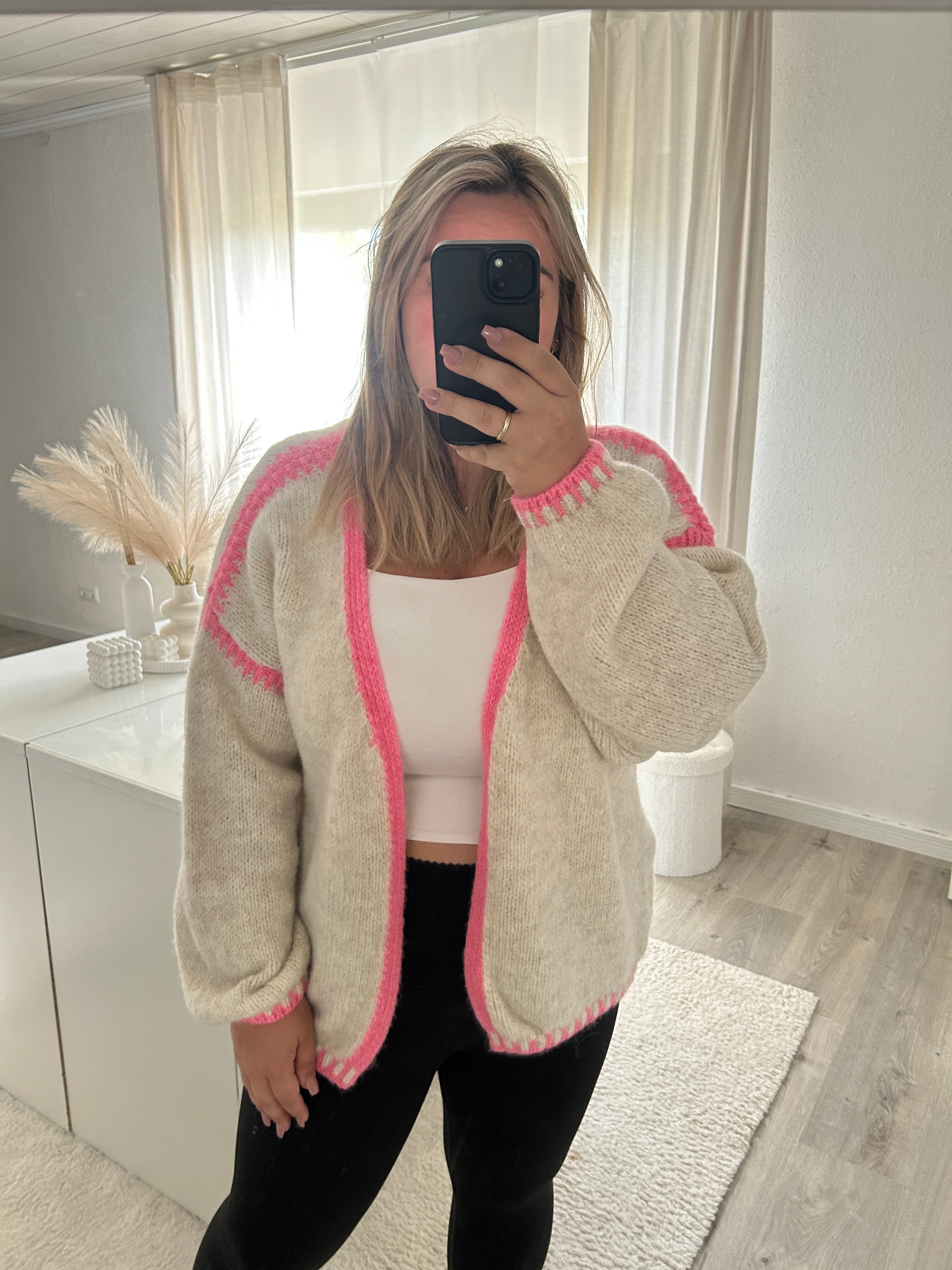 Strickjacke Leyla