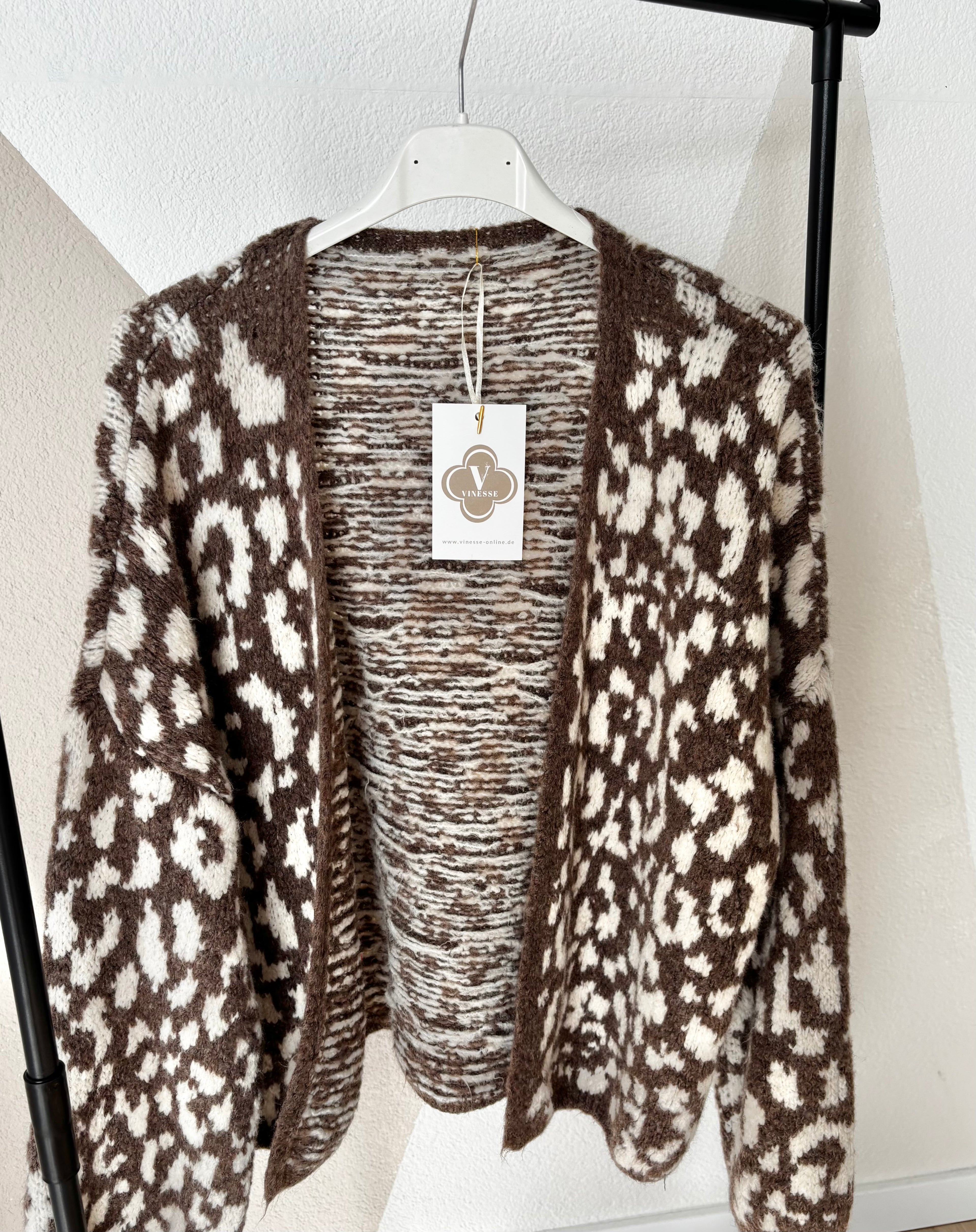 Strickjacke Leo