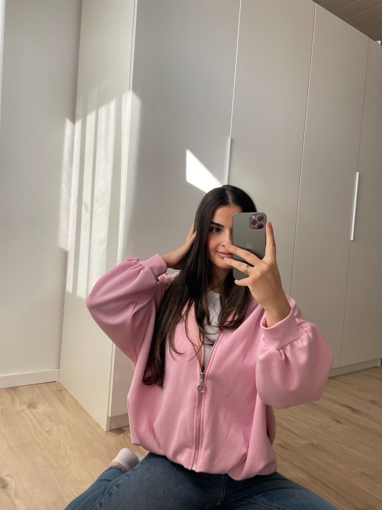 Sweatjacke gerafft