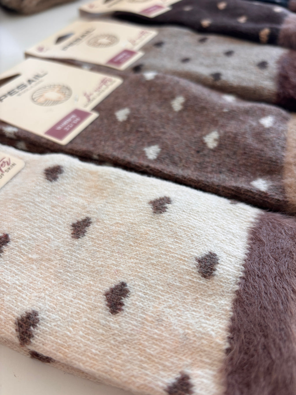 Wollsocken Leo- & Herzmuster