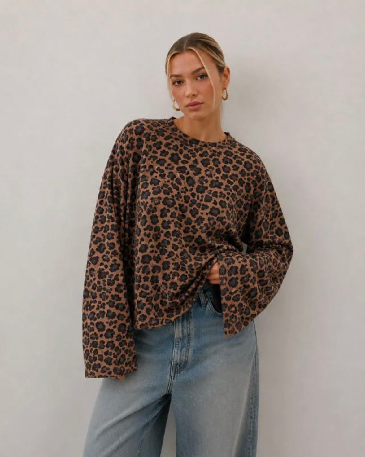 Leo Longsleeves - vers. Farben