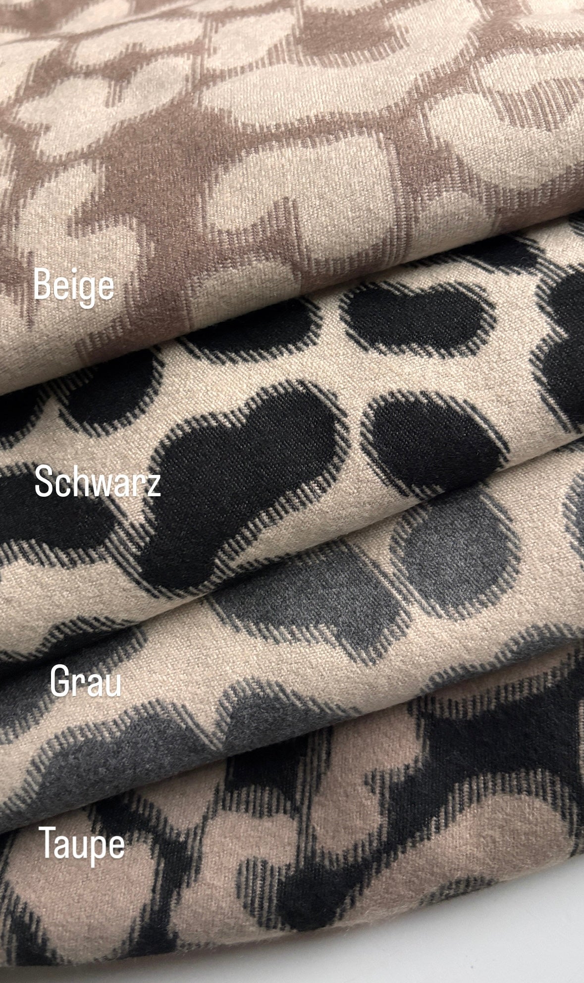 Winterschal Leoprint