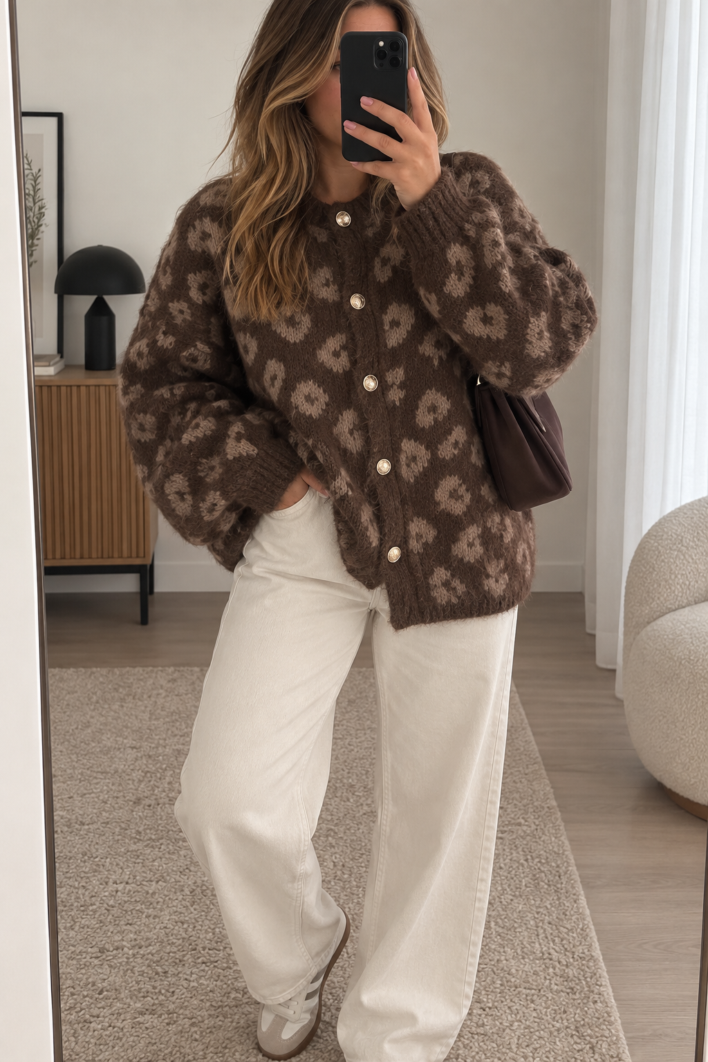 Leo Strickjacke mit goldenen  Knöpfen - versch. Farben