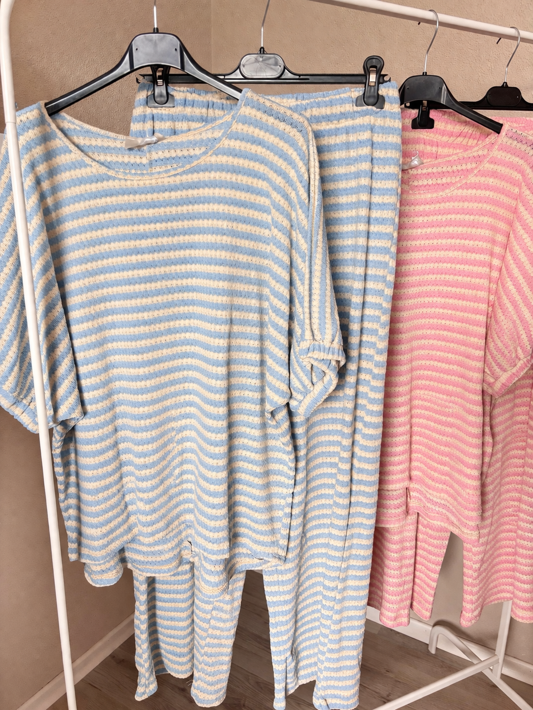 Set gestreift
